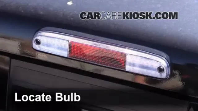 2014 Ford F-350 Super Duty King Ranch 6.7L V8 Turbo Diesel Lights Center Brake Light (replace bulb)